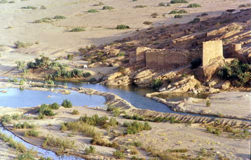 Môle sud de la grande digue de Marib